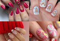 Chic Christmas Nail Art for Short Lengths