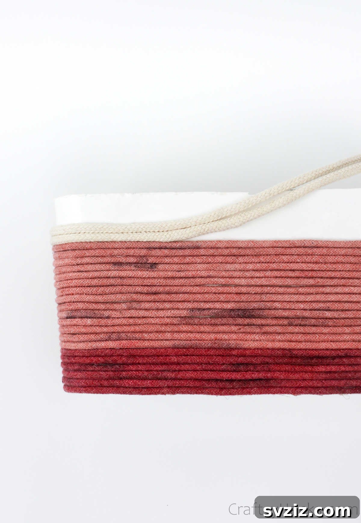 Stylish DIY Rope Basket 21 Integrating a Third Color of Rope for Exquisite Patterns