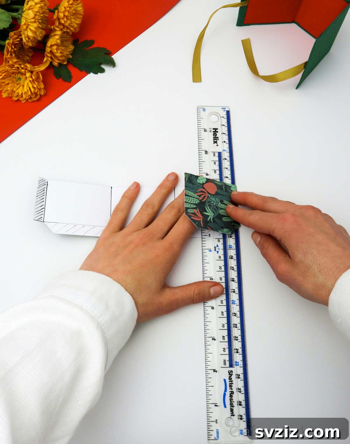 Craft Personalized Gift Boxes 17 folding paper over ruler