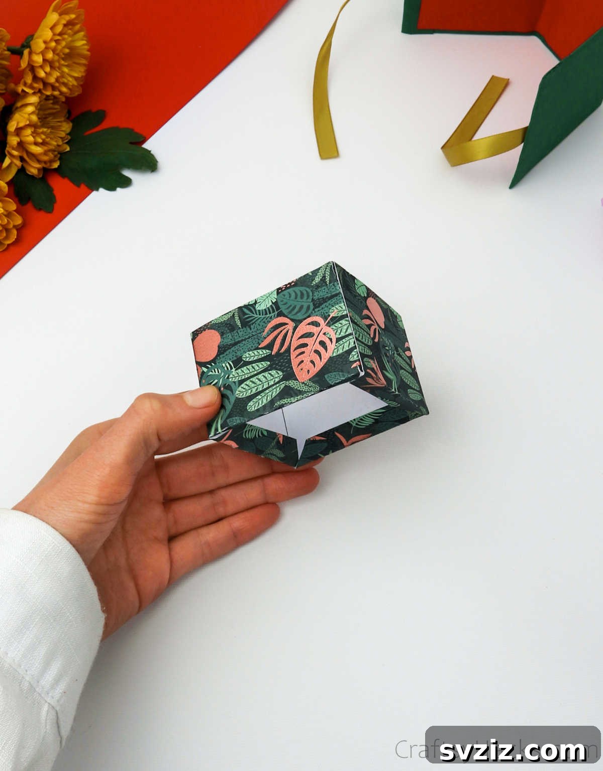 Craft Personalized Gift Boxes 21 holding glued box together