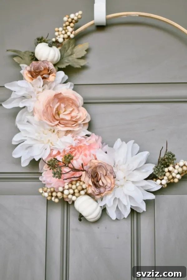 27 Creative DIY Fall Wreath Designs 4 Contemporary Modern Fall Wreath with pastel elements