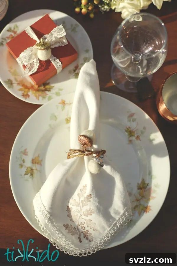 27 Festive Thanksgiving Craft Ideas 13 Felt Acorn Napkin Rings