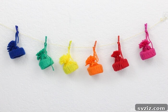 Mini Yarn Snowhats