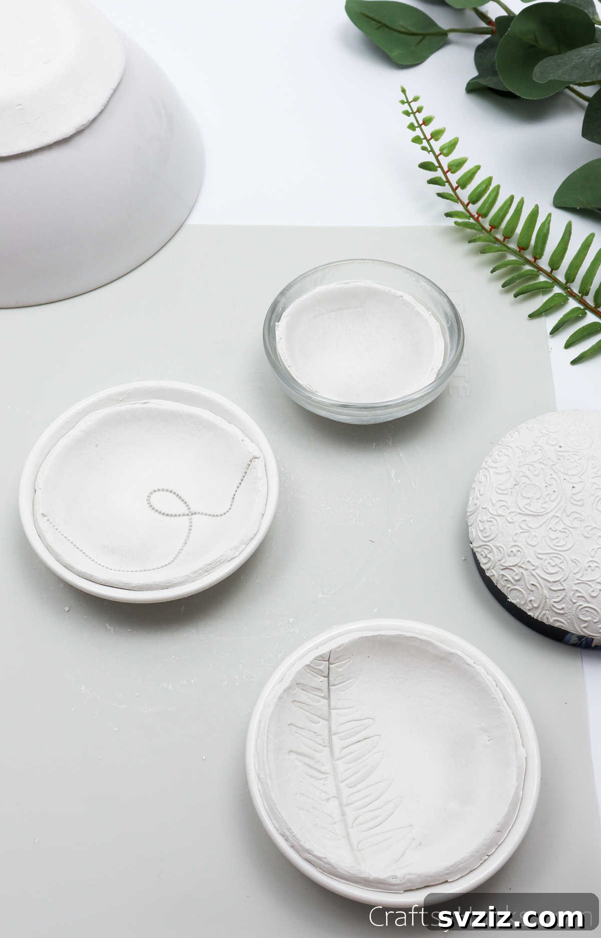 Havayla Kuruyan Kilden Kendin Yap Takı Kaseleri 29 Four different clay bowl shapes and patterns