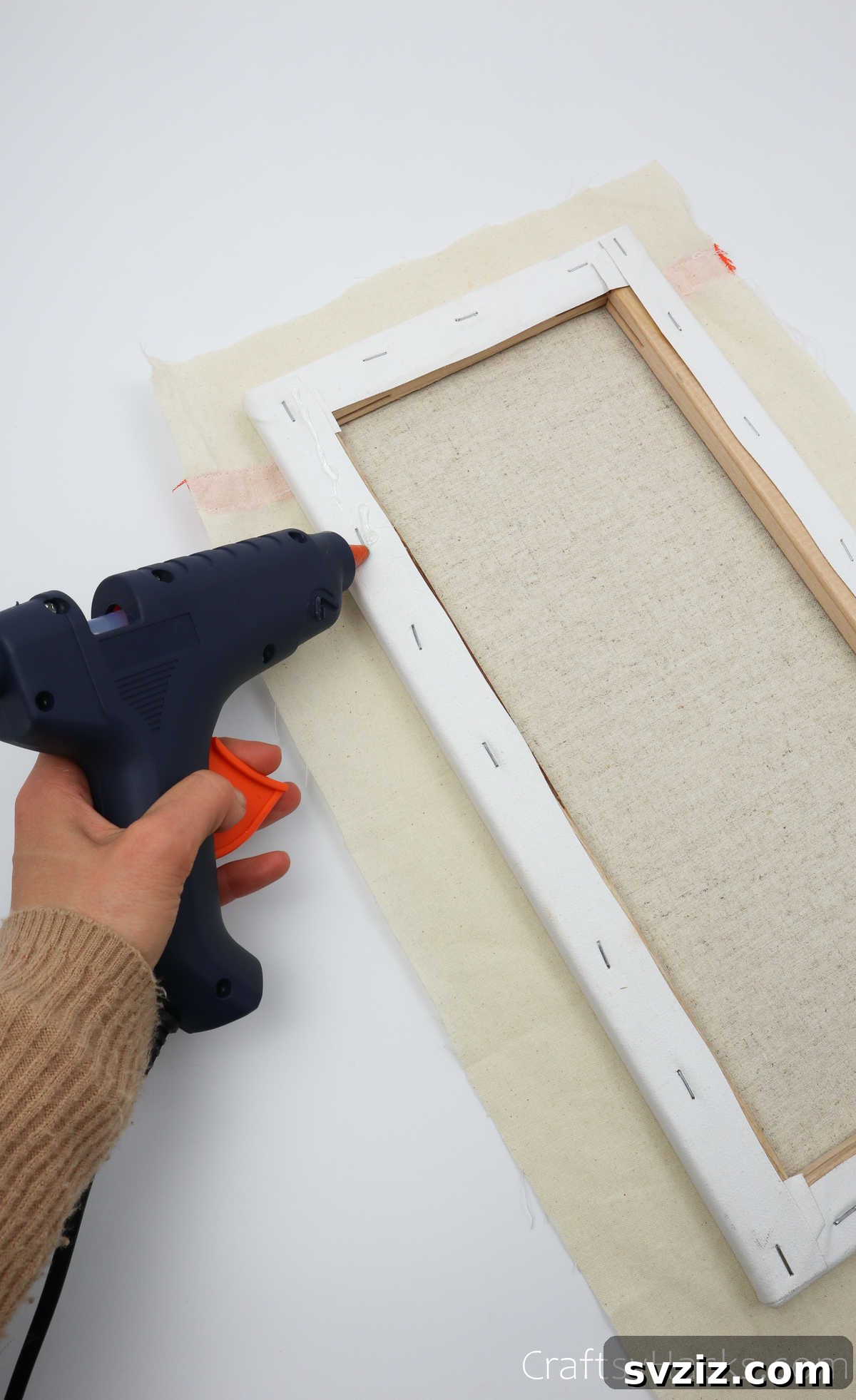 Design Your Own Mail Sorting Solution 22 Centering the canvas board on the main fabric