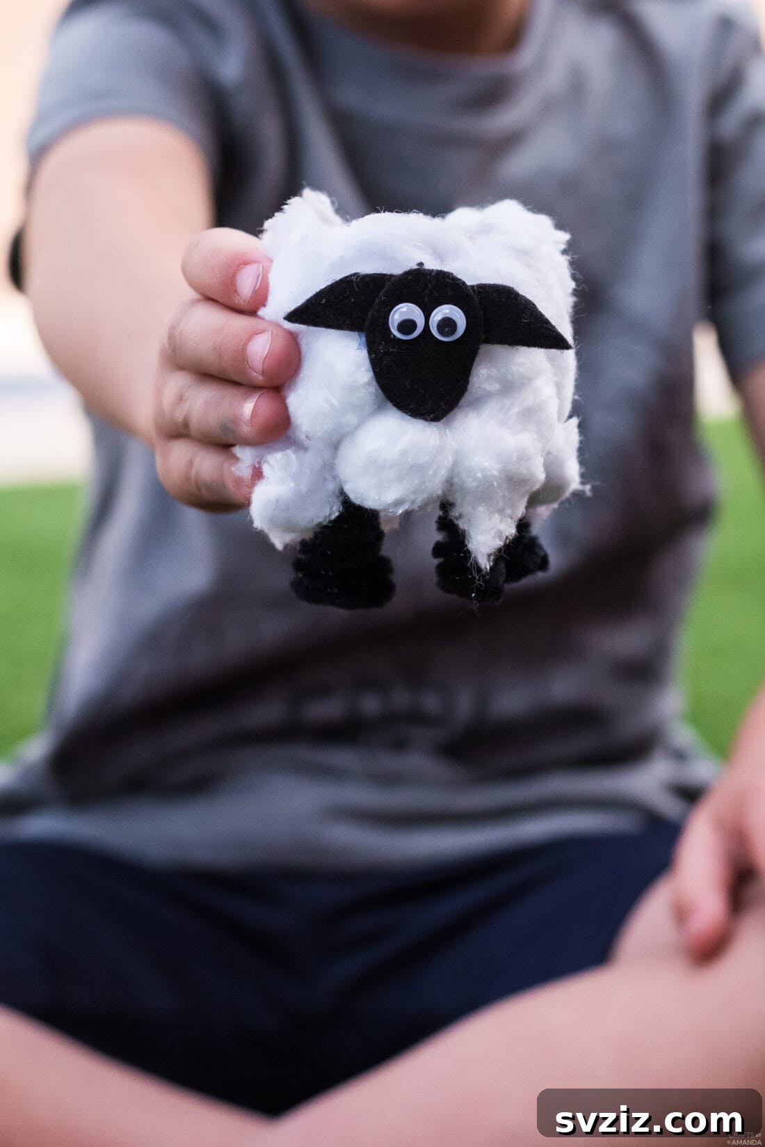 47 Clever Upcycling Hacks for Effortless Home Transformations 44 Cardboard Tube Lamb