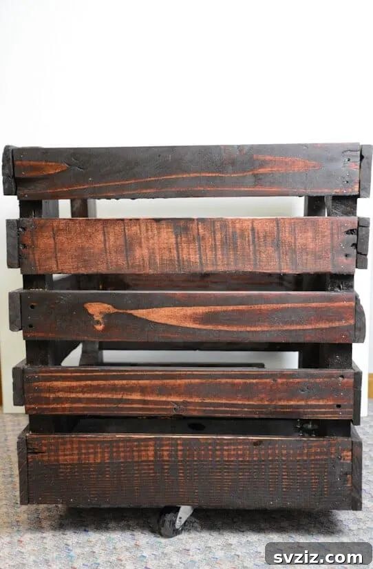 Versatile DIY Wood Pallet Crates for Storage