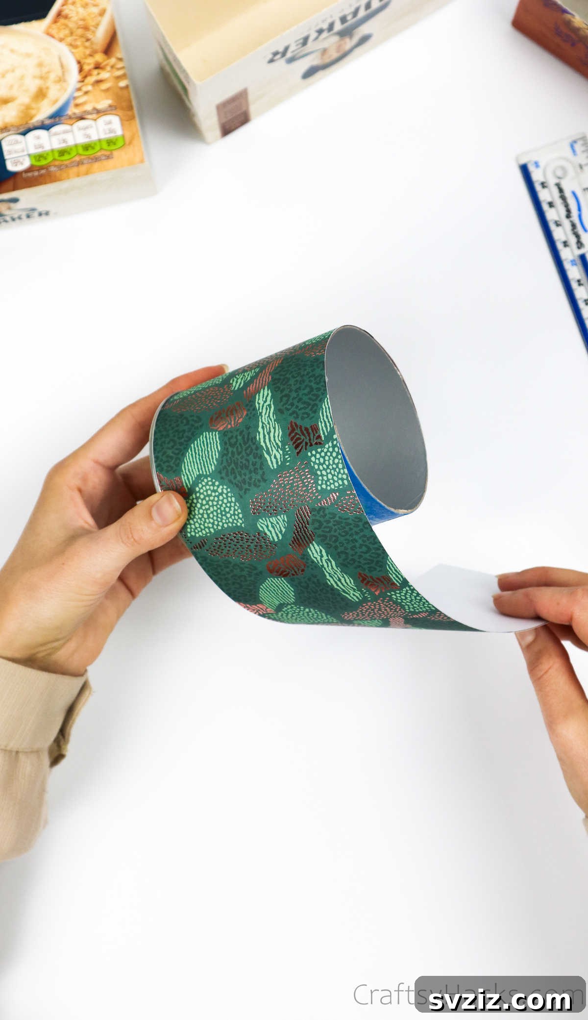 Eco-Chic Desk Organizer from Kitchen Recyclables 27 wrapping cylindrical container with paper