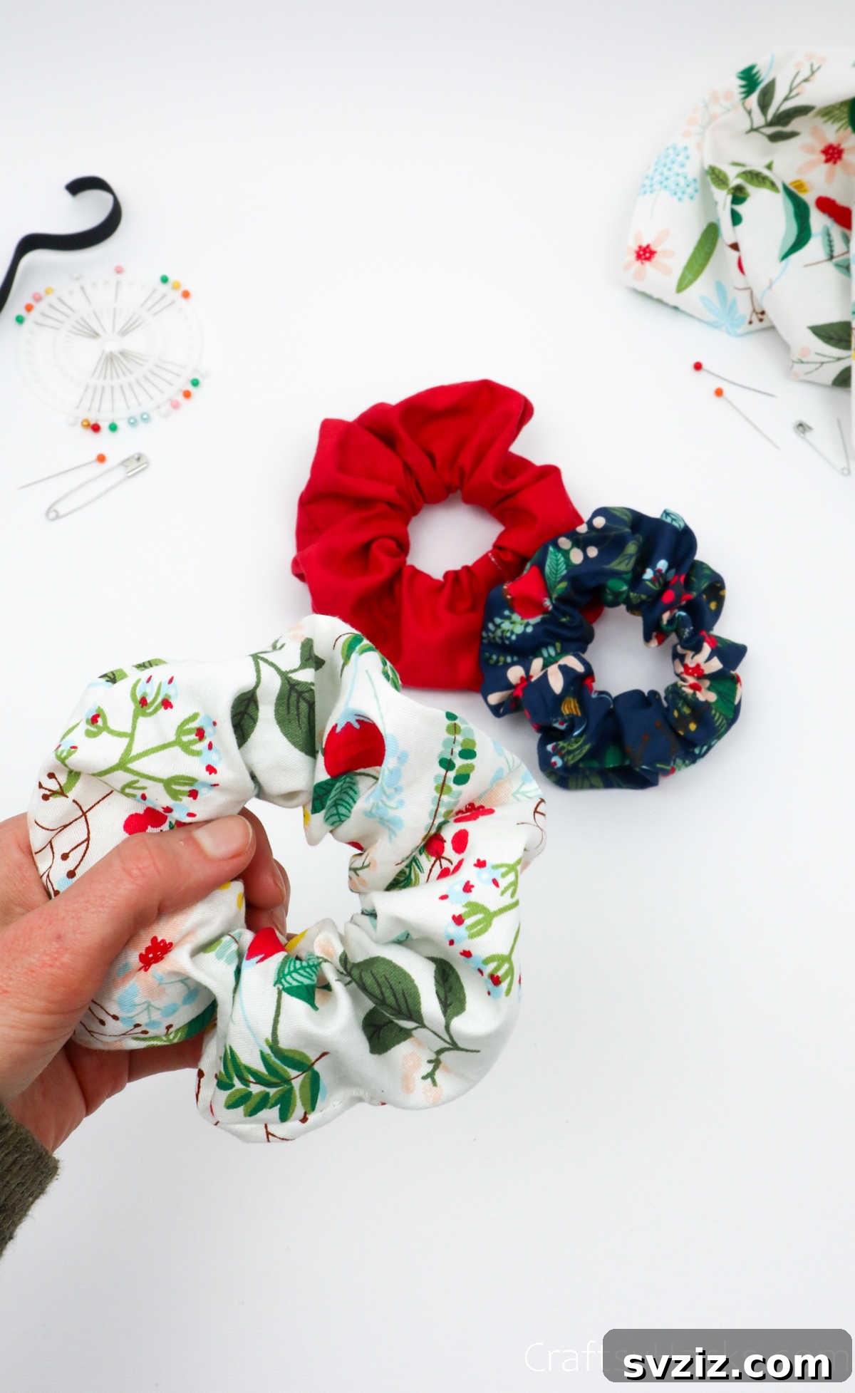 Craft Your Perfect Hair Scrunchie 2 DIY scrunchie made from beautiful patterned fabric