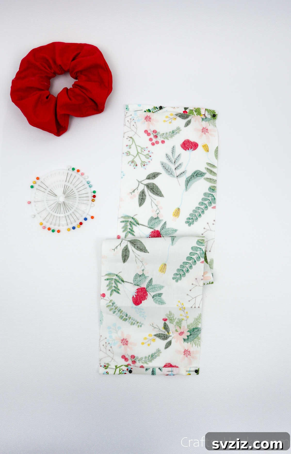 Craft Your Perfect Hair Scrunchie 7 Close-up of pinned fabric edges for scrunchie making