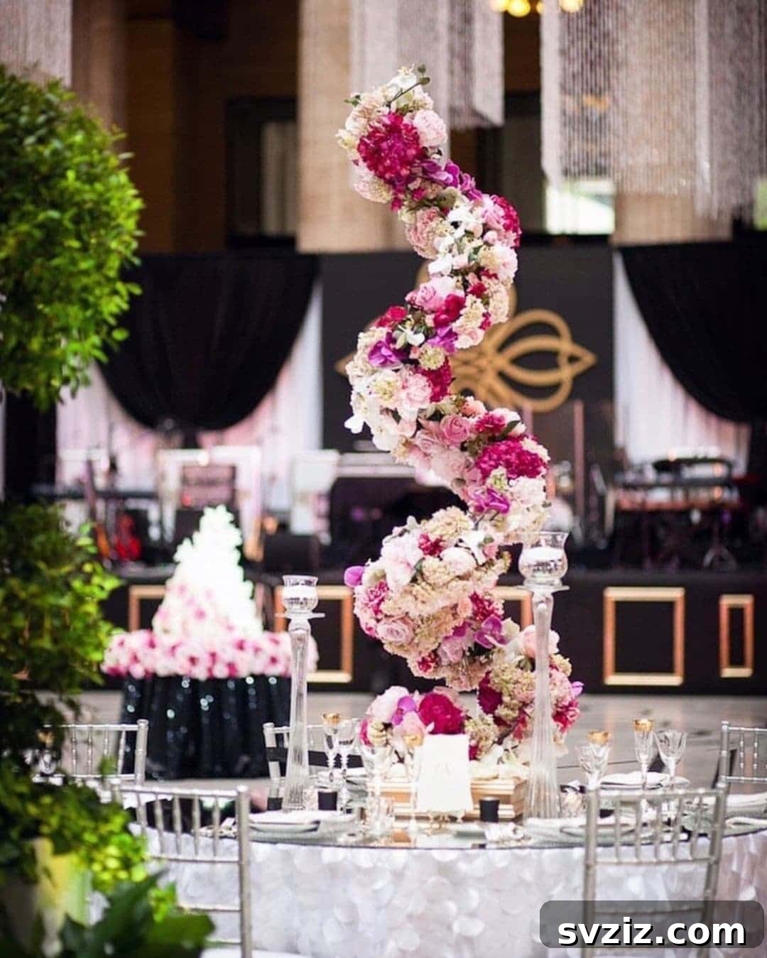 25 Gorgeous Wedding Centerpiece Inspirations 20 Striking Tall Flower Centerpiece