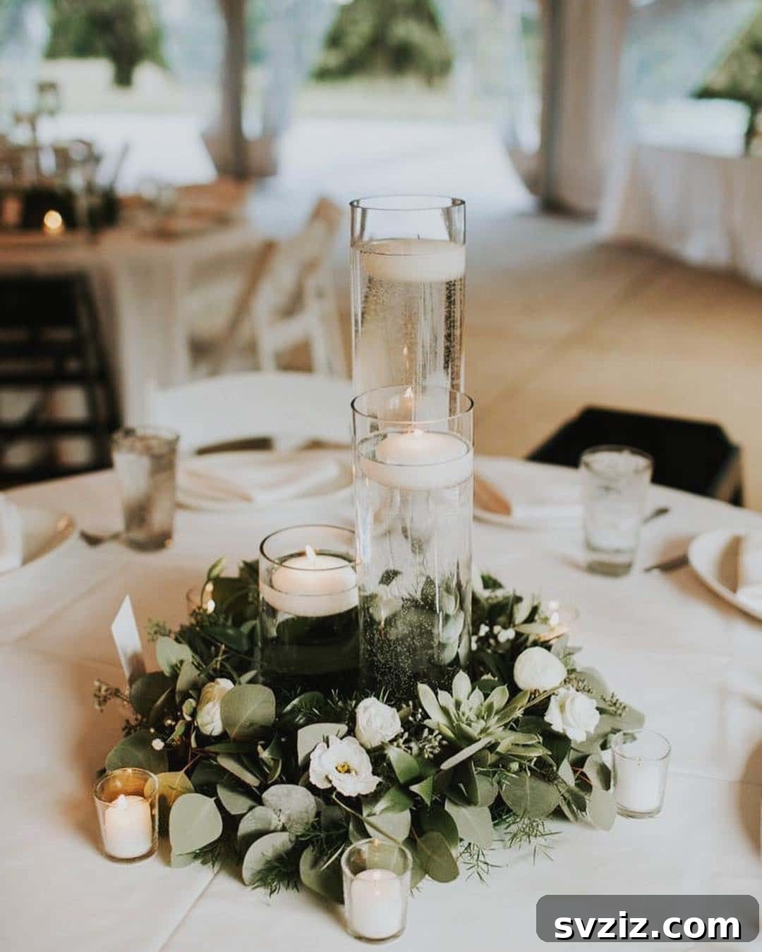 25 Gorgeous Wedding Centerpiece Inspirations 10 Romantic Floating Candles Centerpiece