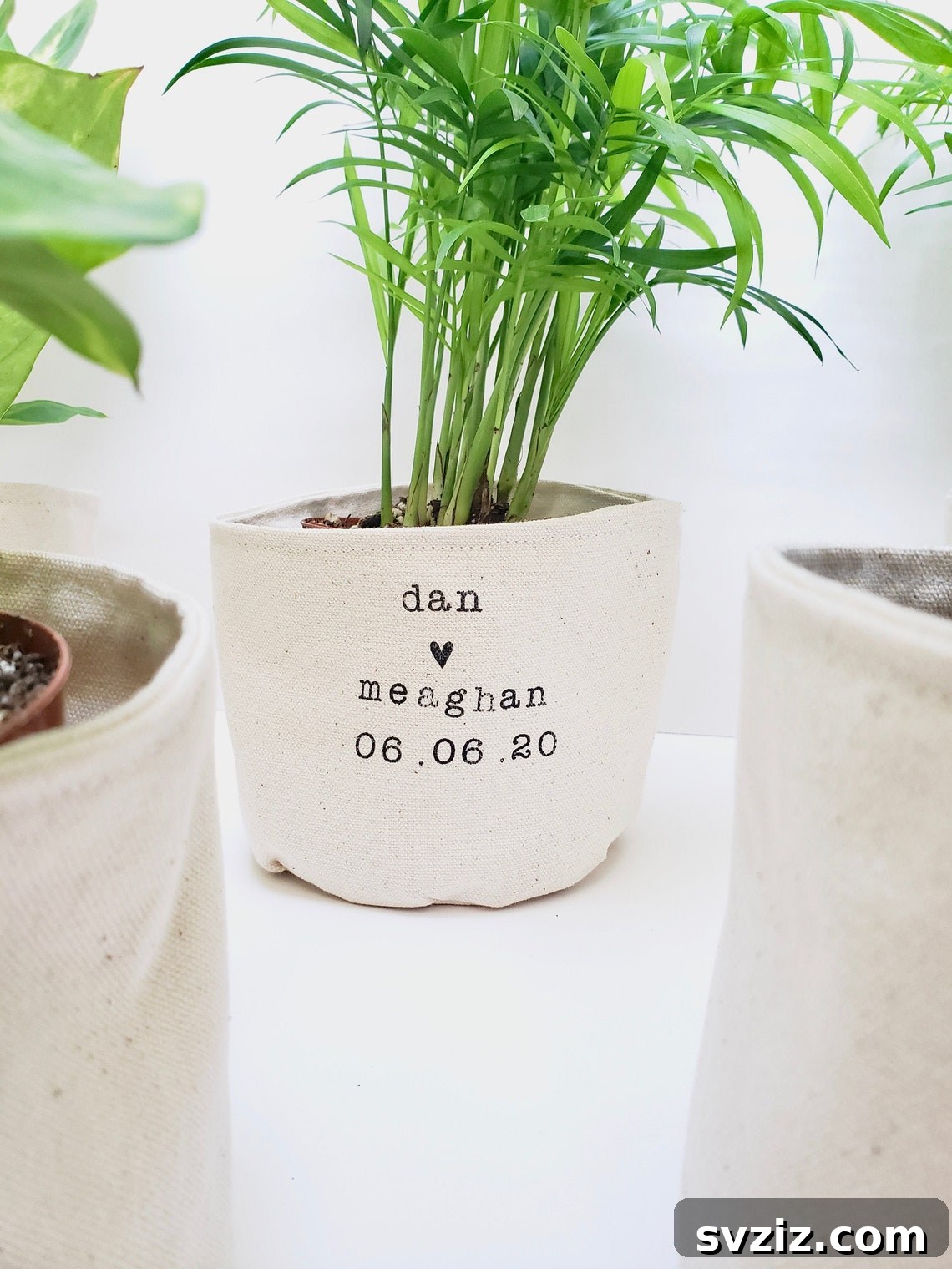 31 Inspired Wedding Gift Ideas 33 Indoor Planter For The Bride