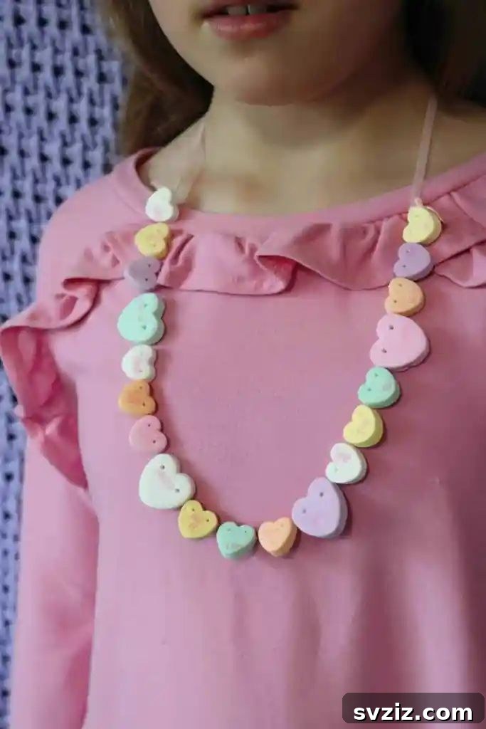 41 Easy DIY Necklace Projects 11 Heart Necklace