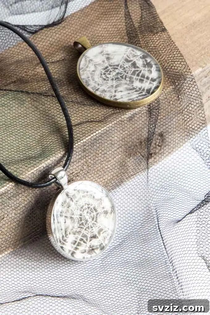 41 Easy DIY Necklace Projects 12 Resin Pendant
