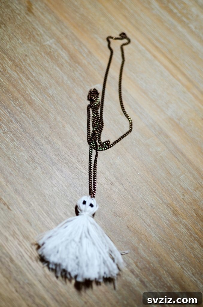 41 Easy DIY Necklace Projects 18 Tassel Ghost