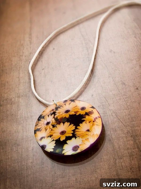 41 Easy DIY Necklace Projects 39 Seed Packet Pendant