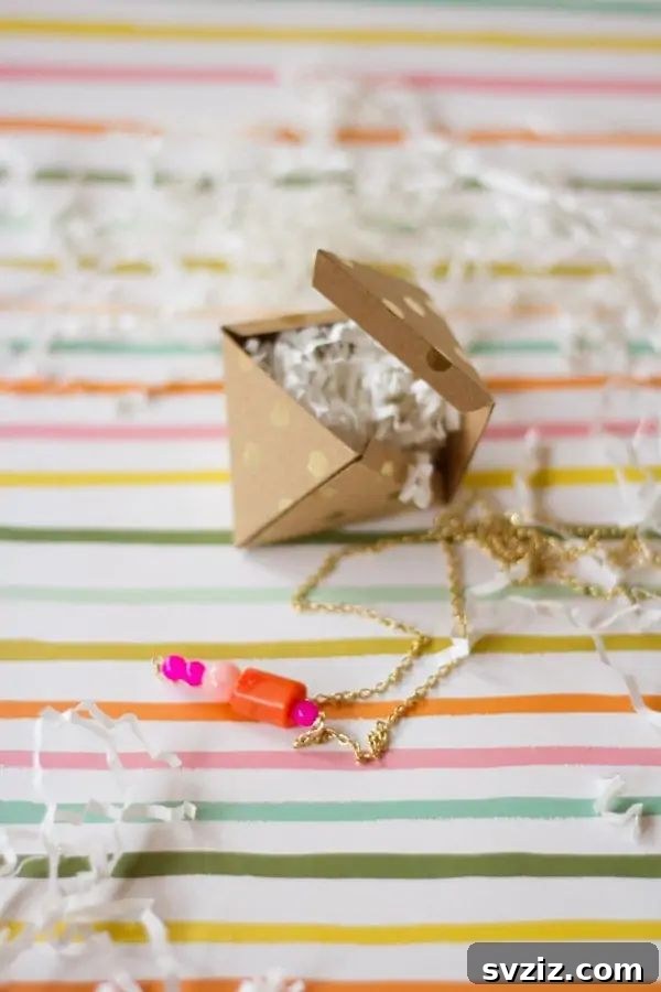 41 Easy DIY Necklace Projects 9 DIY Bead Pendant Necklace