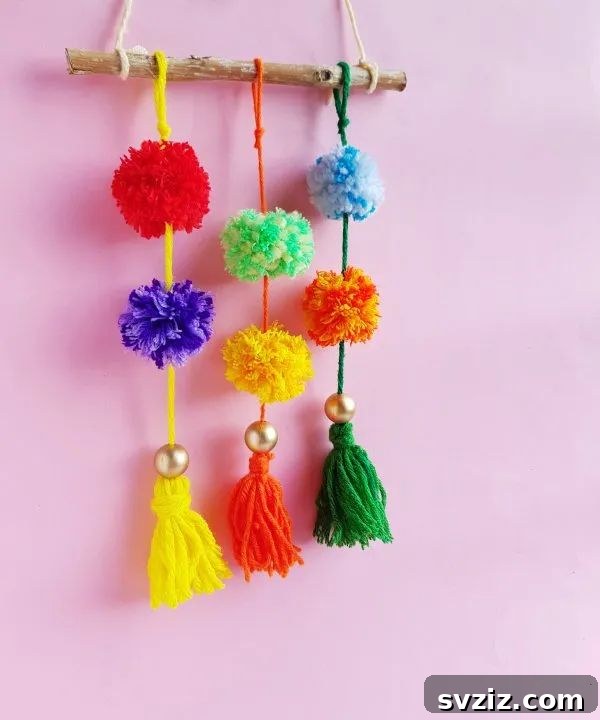 51 Creative Pom-Pom Projects 17 Wall Hanging