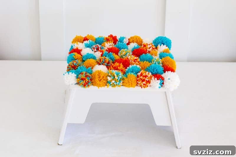 51 Creative Pom-Pom Projects 26 Footstool