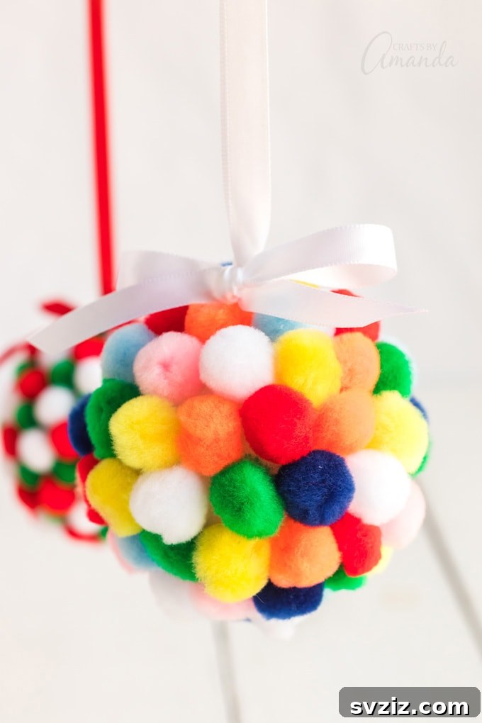 51 Creative Pom-Pom Projects 29 Ornaments