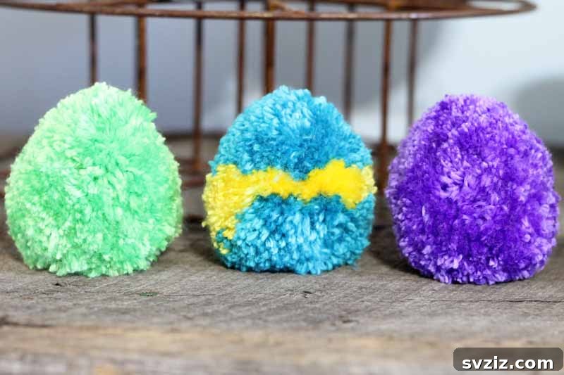 51 Creative Pom-Pom Projects 43 Easter Eggs