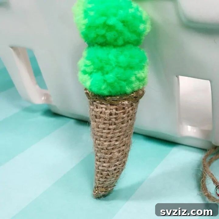 51 Creative Pom-Pom Projects 46 Ice Cream Cone