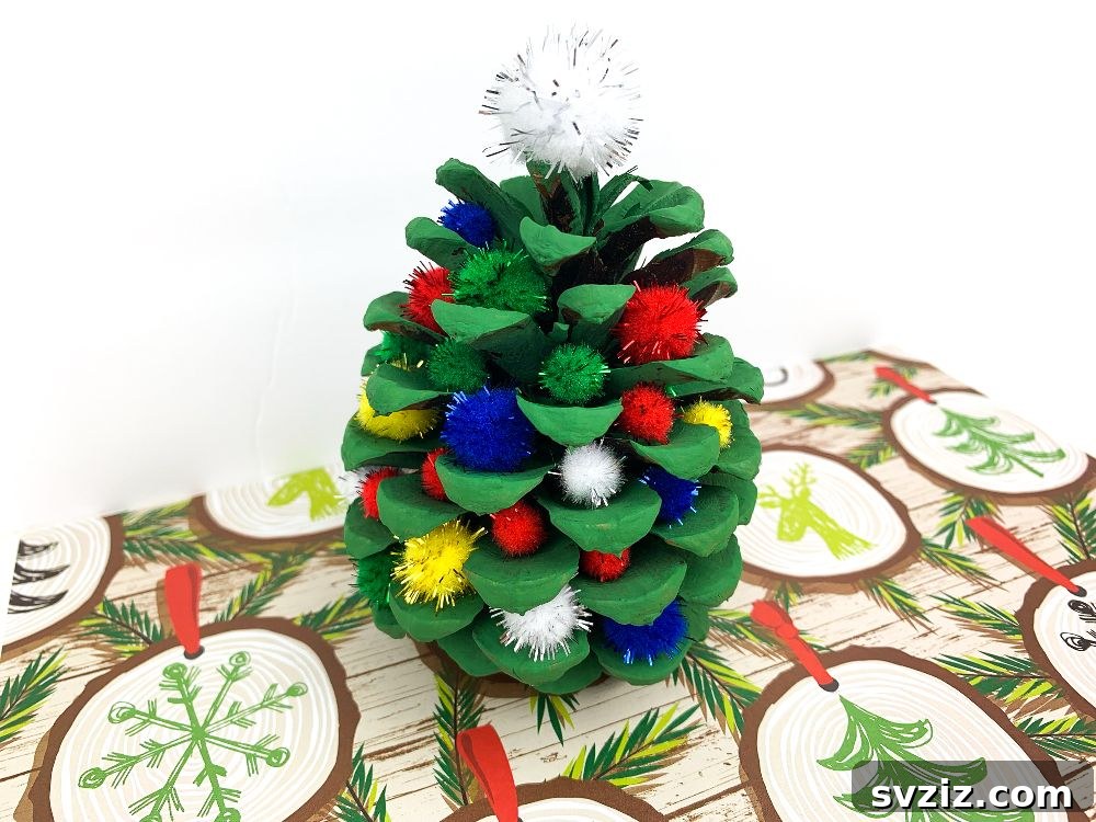 51 Creative Pom-Pom Projects 51 Pine Cone Christmas Tree