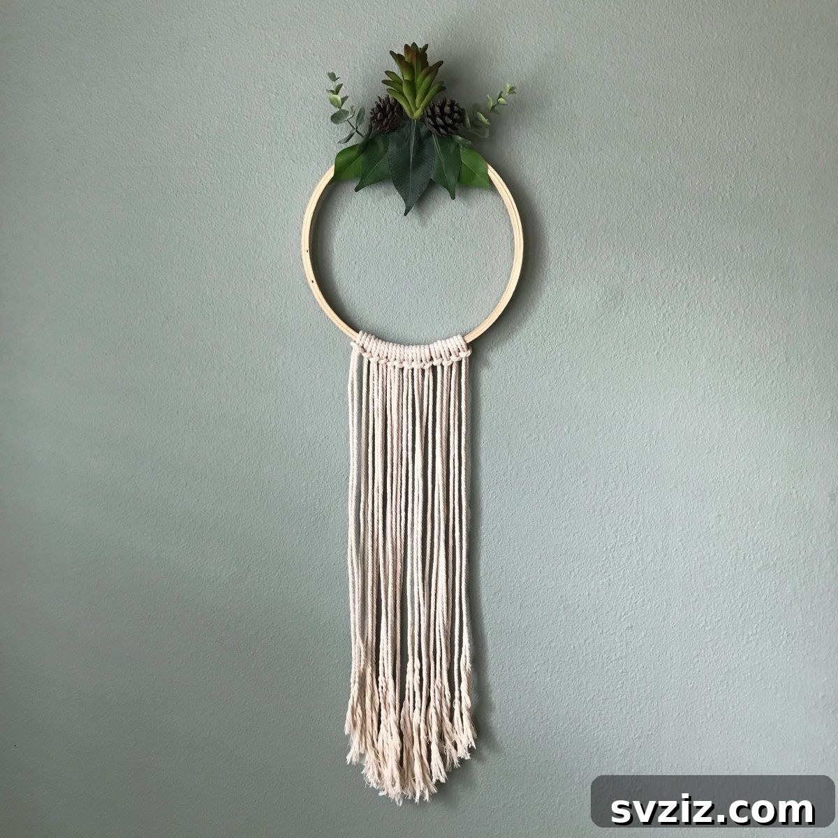 21 Macrame Projects: A Beginner's DIY Guide 13 Macrame Fall Wreath