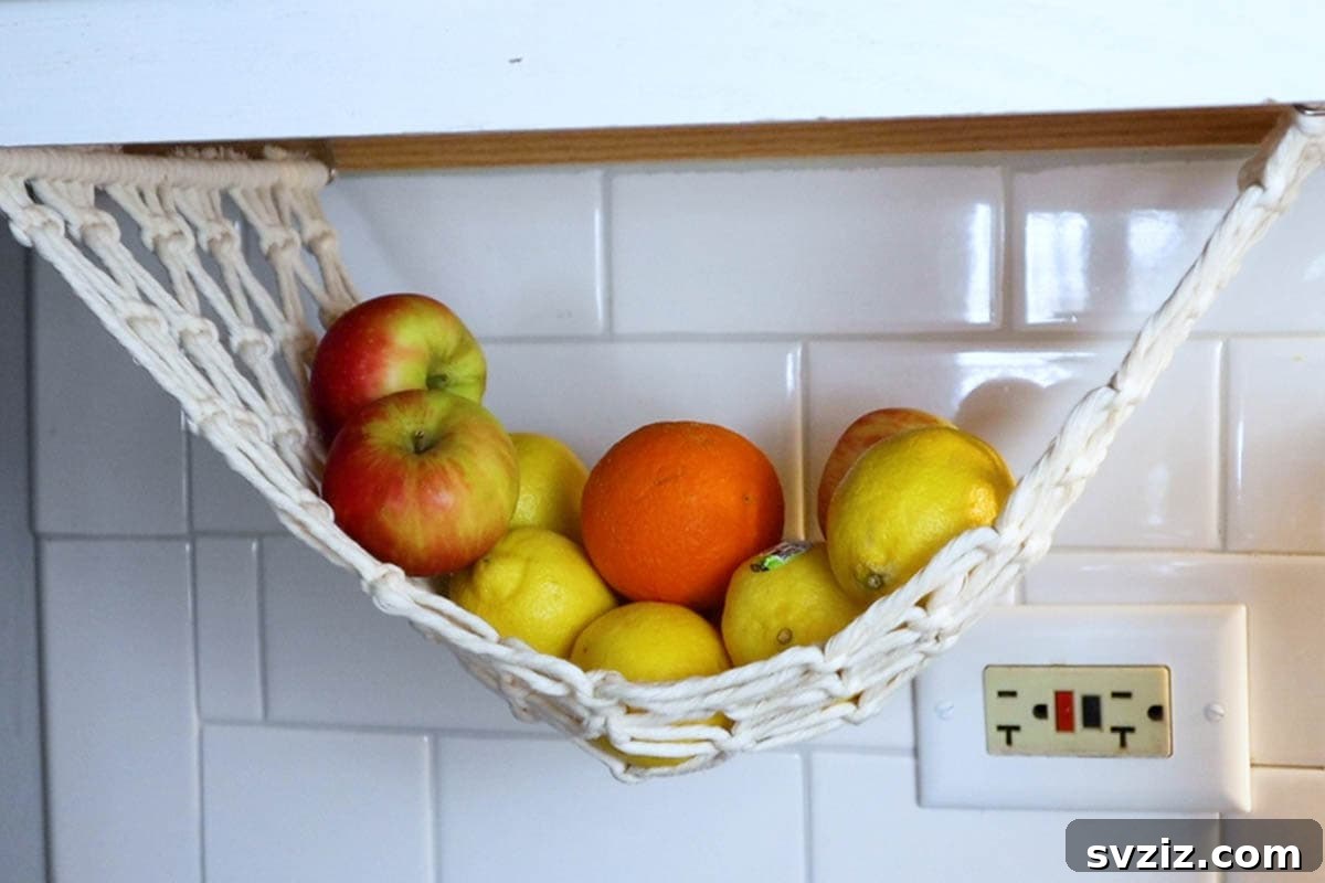 21 Macrame Projects: A Beginner's DIY Guide 7 Macrame Fruit Hammock