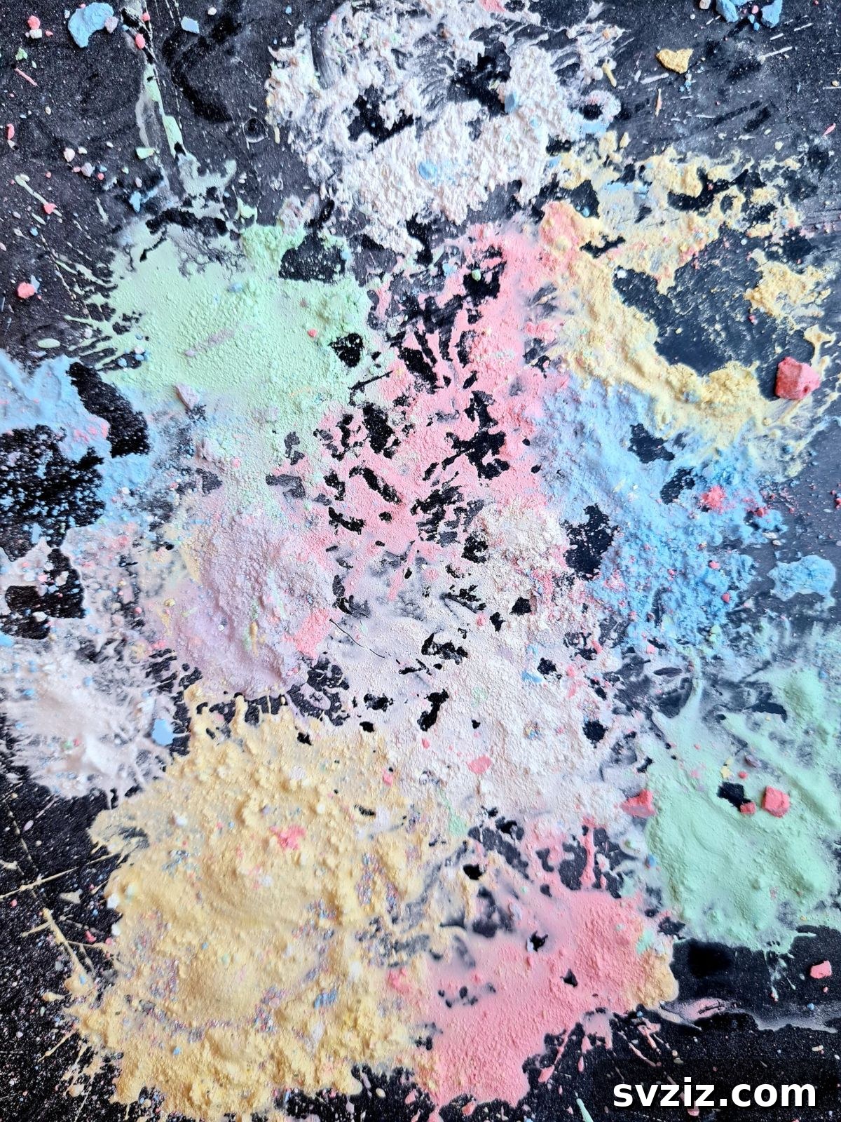61 Charming & Simple Paintings for Aspiring Artists 14 Hammer Painting, a unique and expressive art technique for stress relief