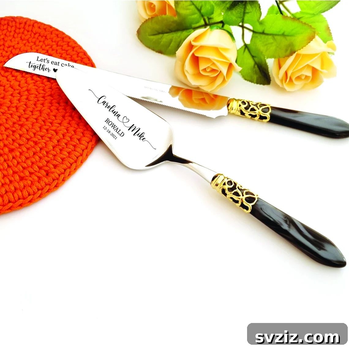 31 Quick Wedding Gifts Newlyweds Will Cherish 22 Custom Wedding Cake Knife