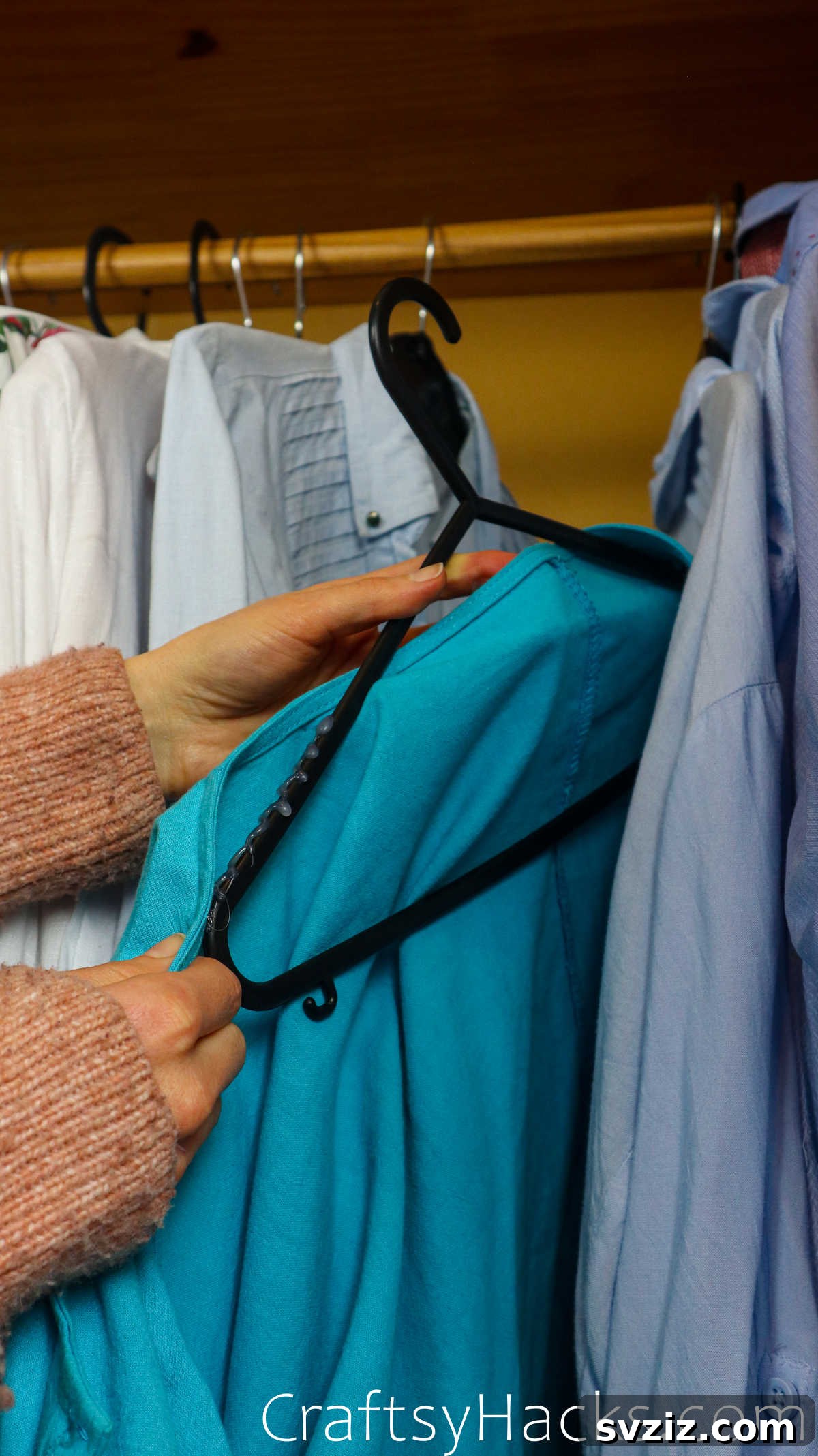 DIY Non-Slip Grips for Clothes Hangers using Hot Glue
