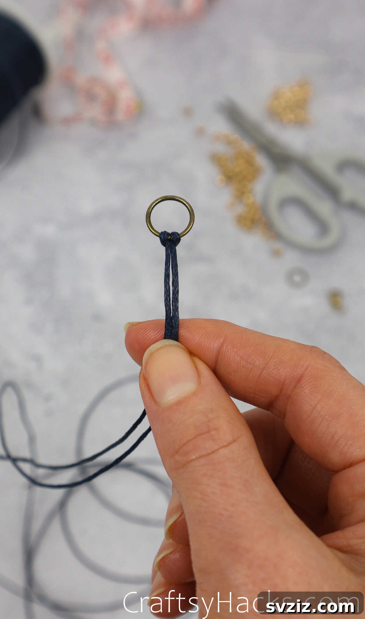 knot on ring