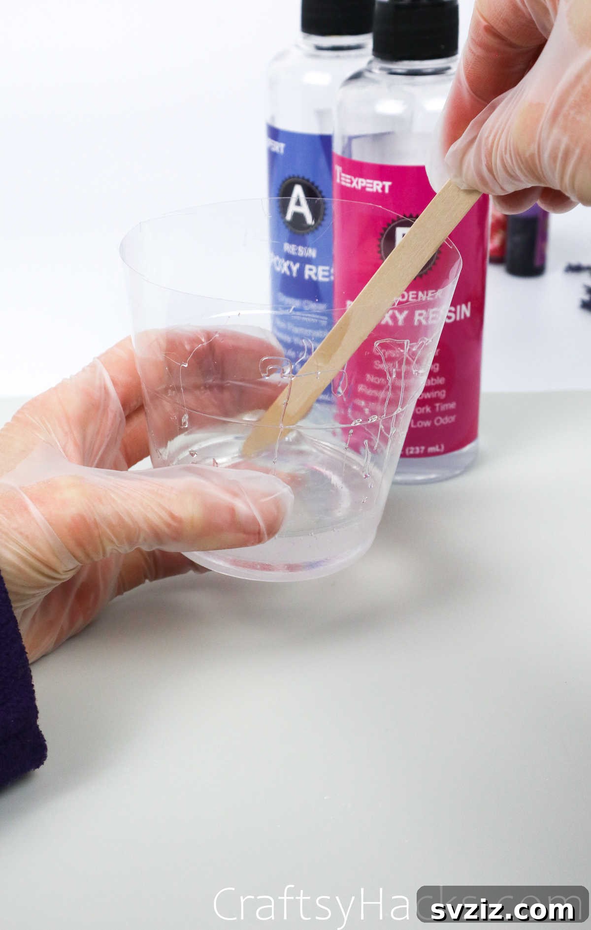 DIY Resin Keychains: Easy Steps for Stunning Accessories 13 mixing resin