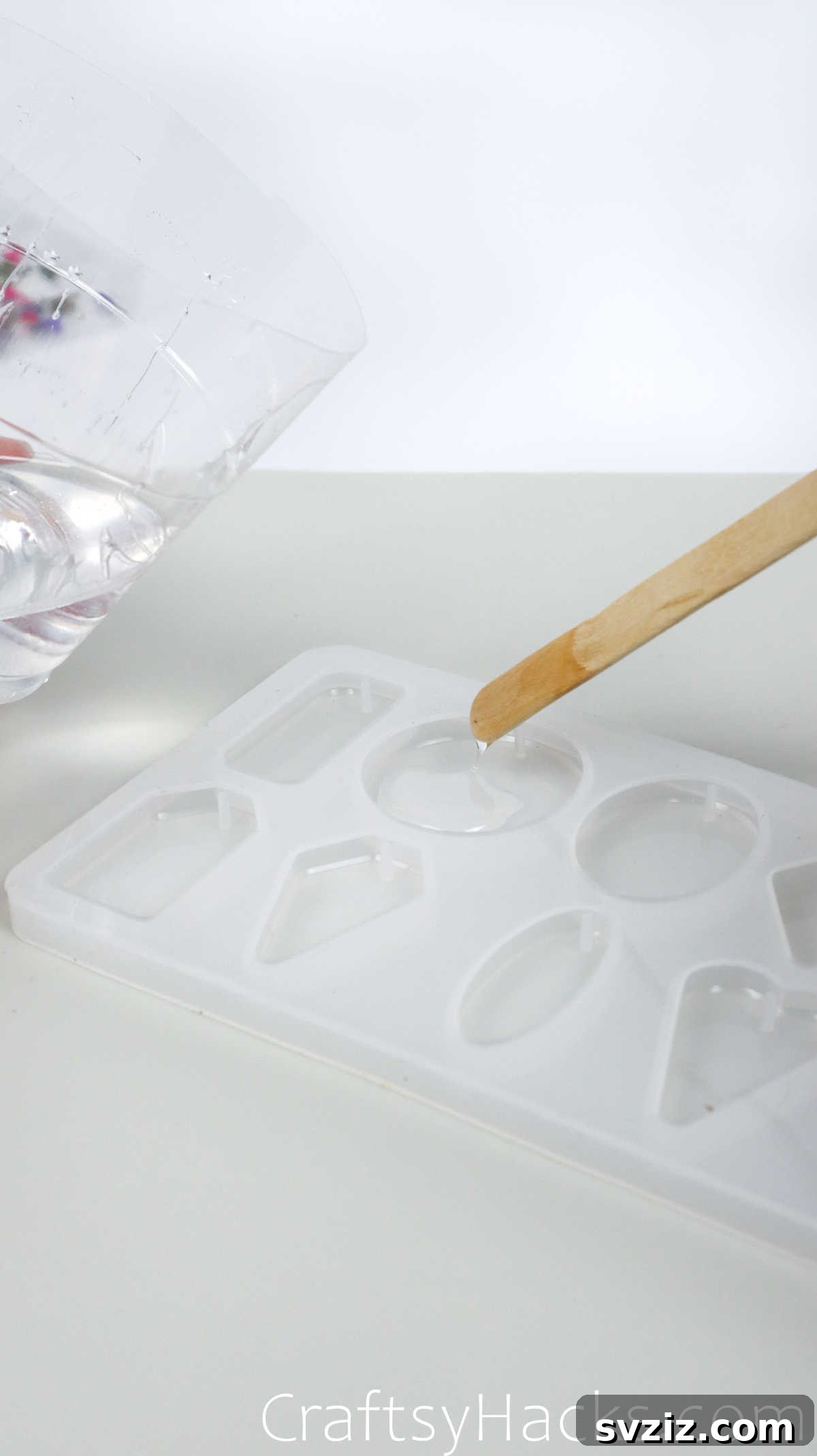 DIY Resin Keychains: Easy Steps for Stunning Accessories 15 resin in mould