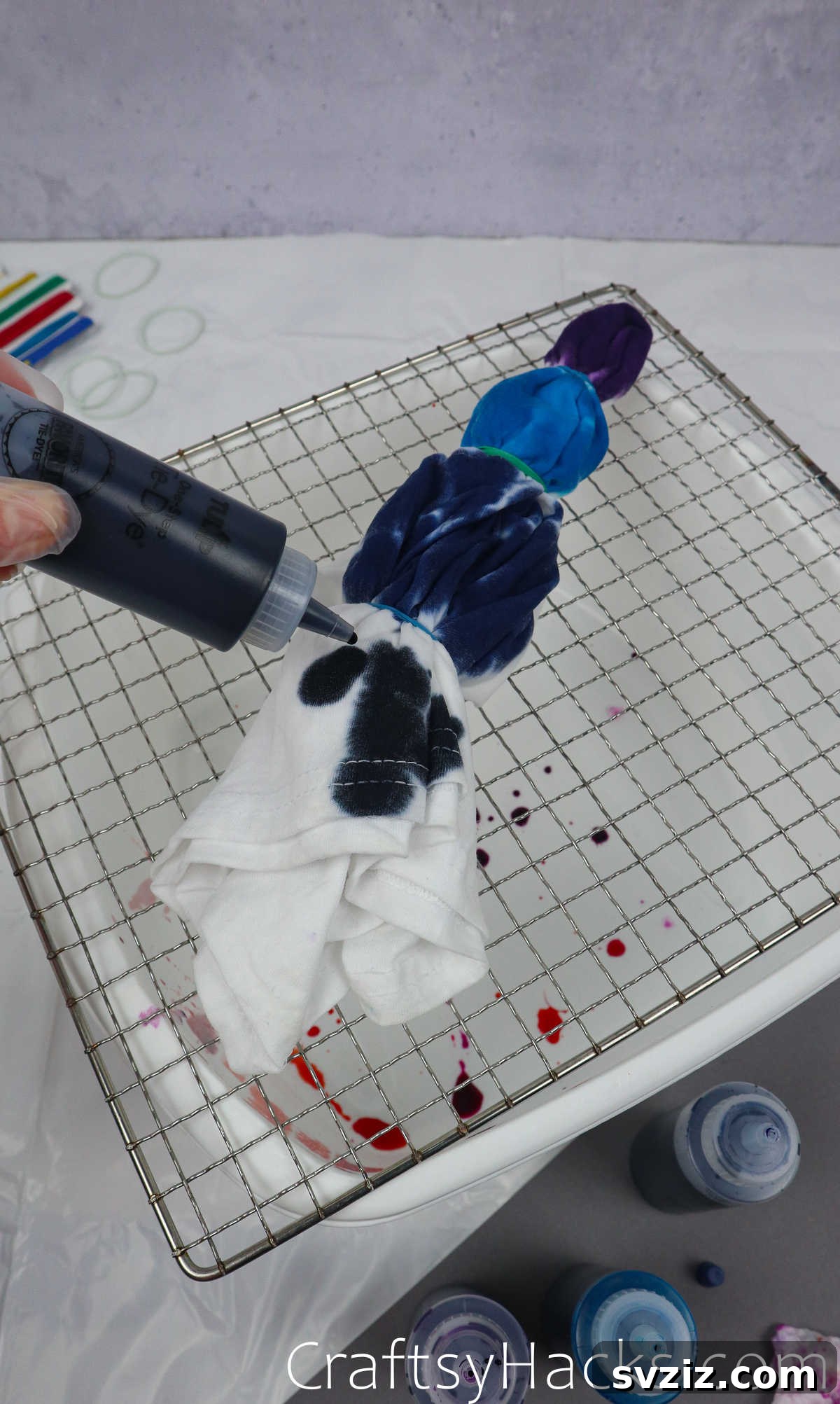 adding blue dye to shirt