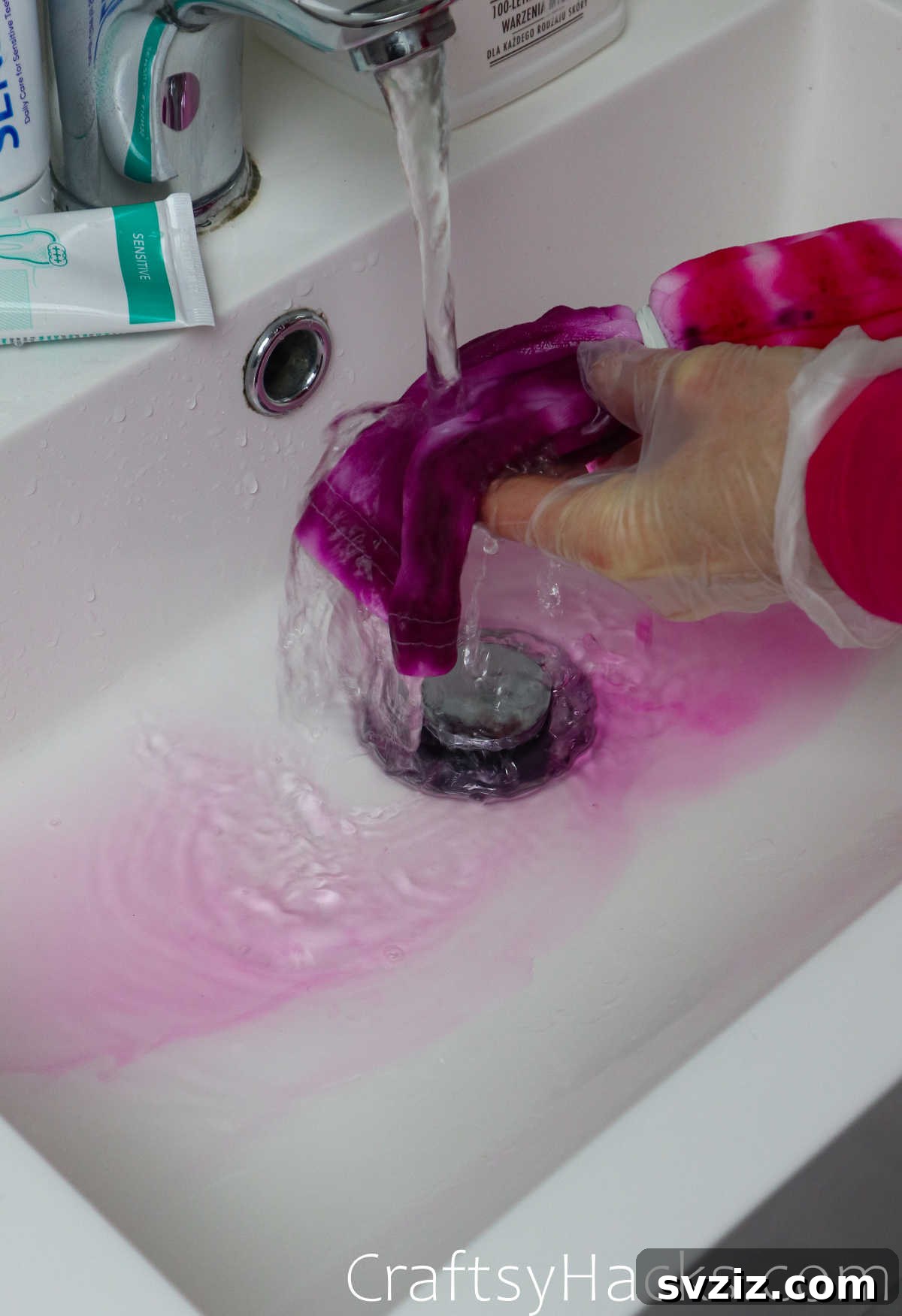 rinsing dye out