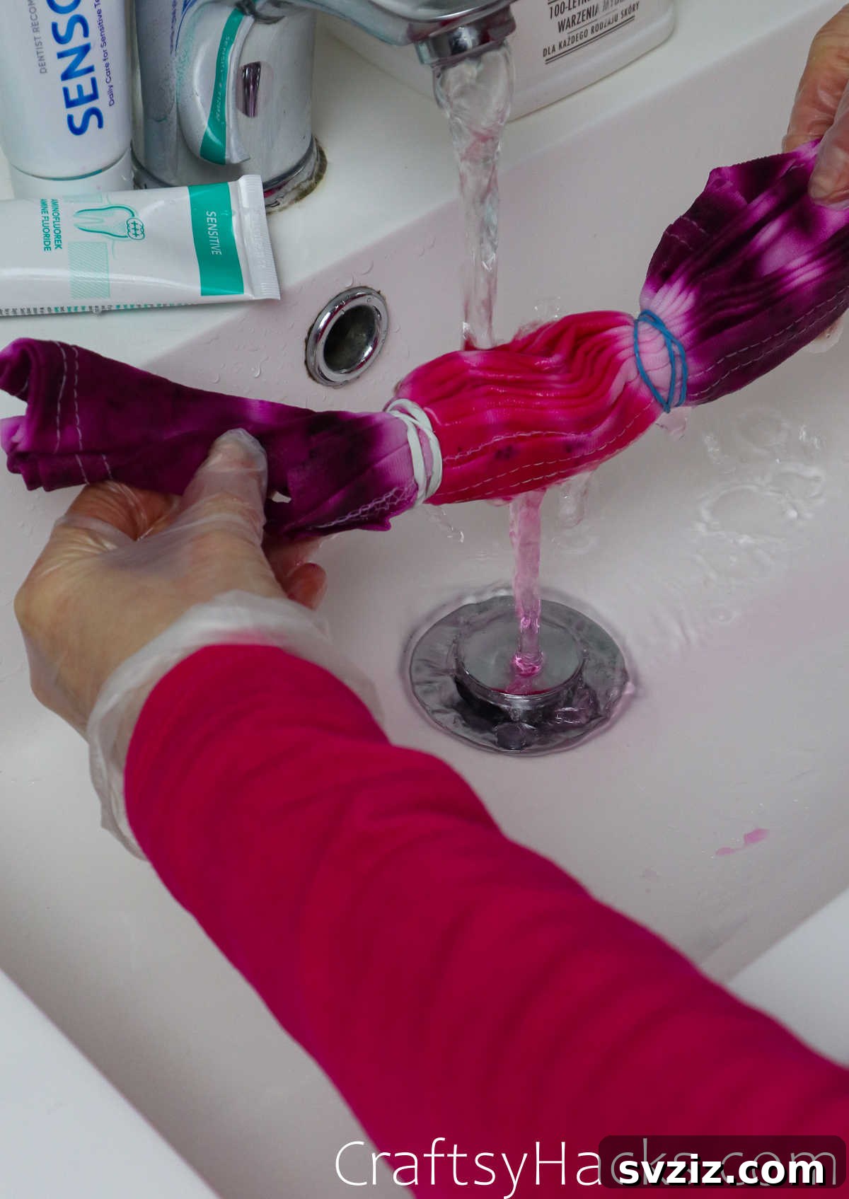 rinsing shirt
