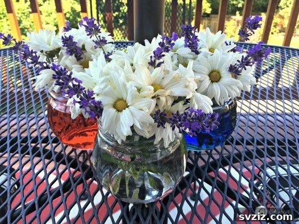 Kitchen Table Refresh: Fresh Decor Ideas for Every Gathering 11 Patriotic Table Décor
