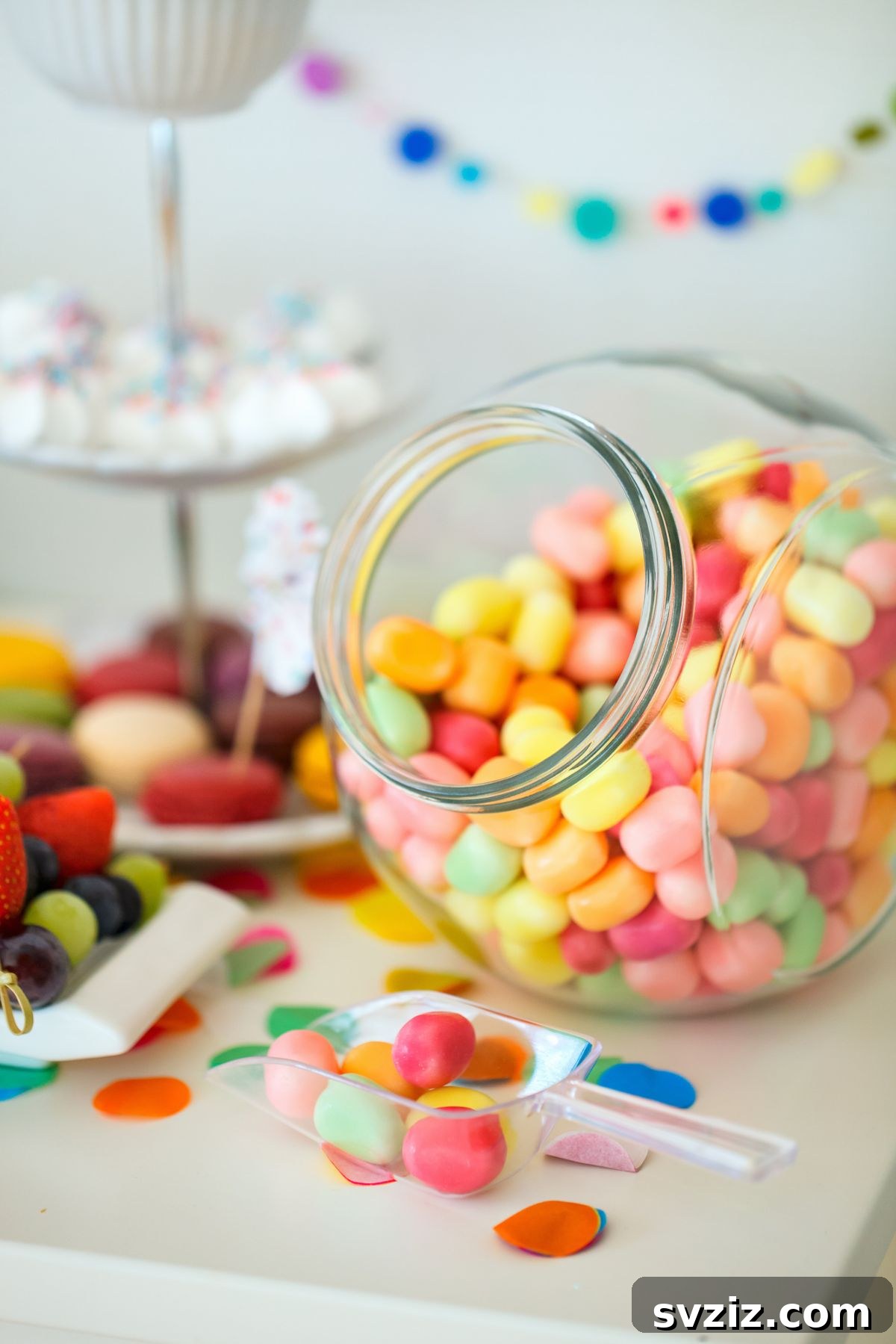 Candy Jar Guess Halloween game
