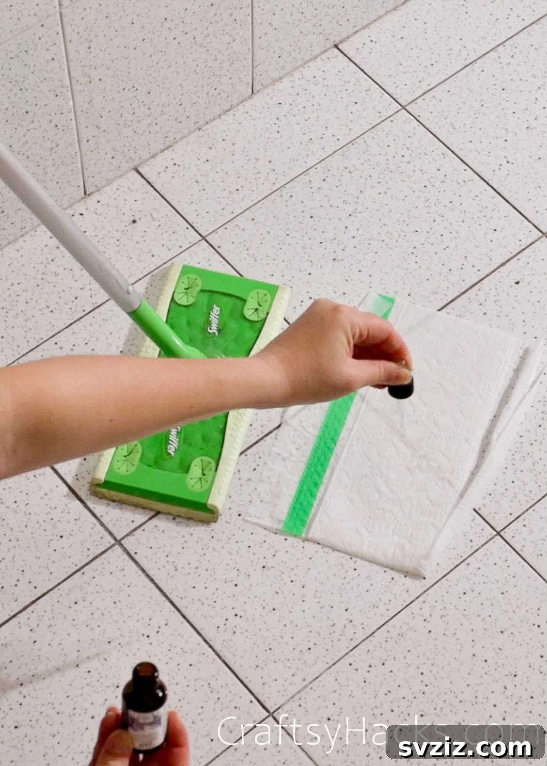 Banish Bathroom Odors for Good 12 mop bathroom with essentail oils