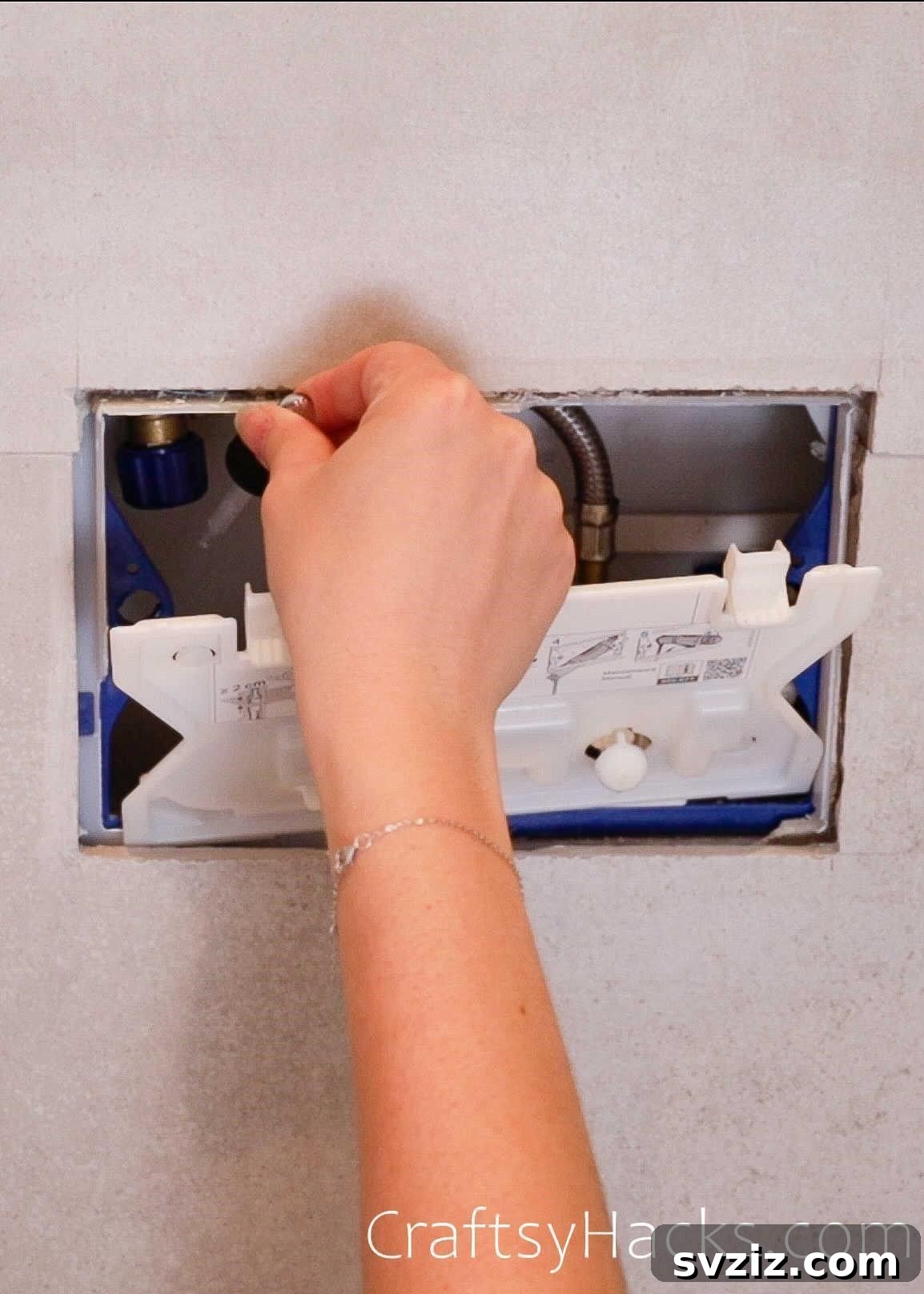 Banish Bathroom Odors for Good 7 use essential oil in tank