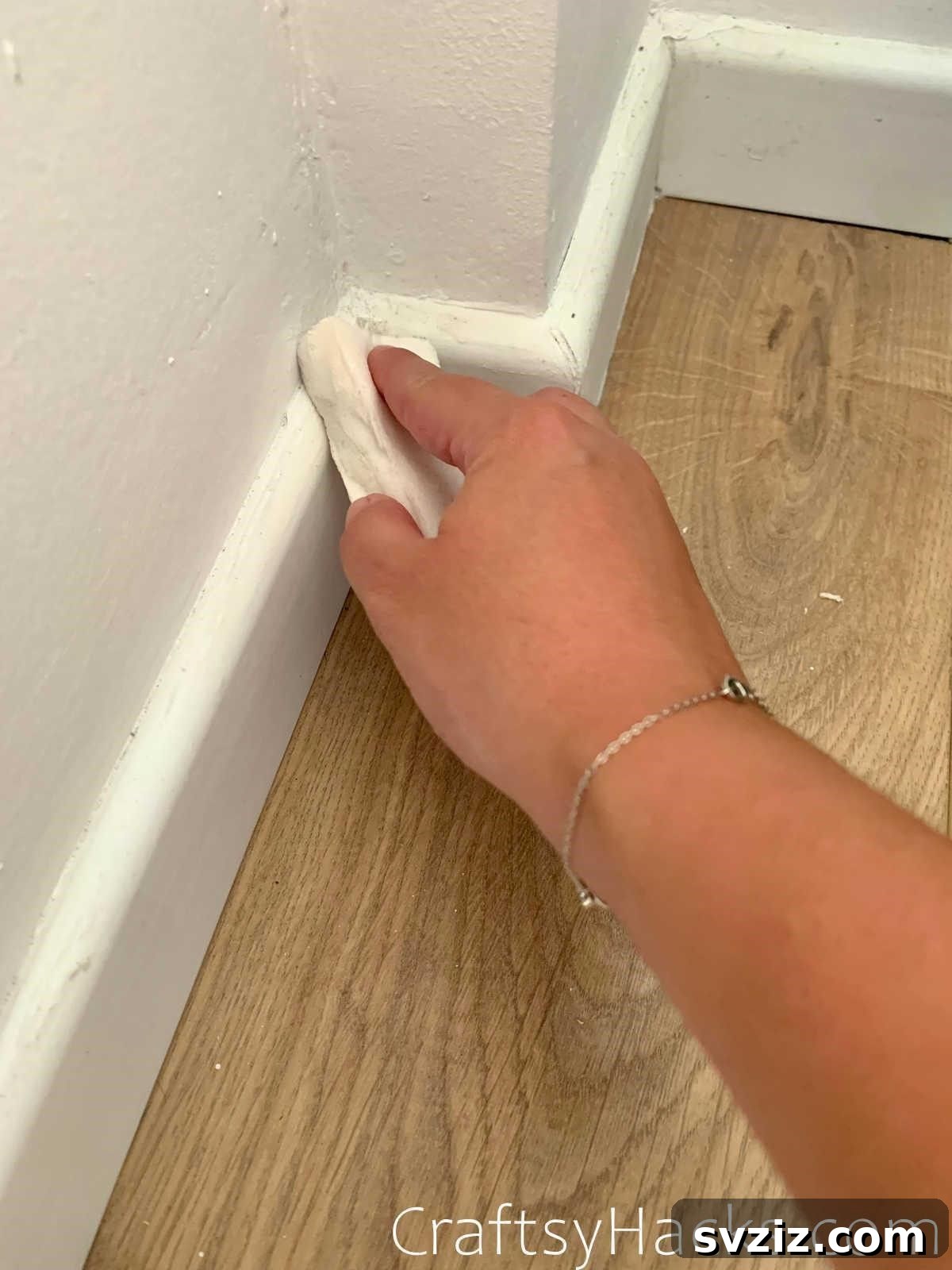 21 Ingenious Magic Eraser Solutions 11 Easily clean dirty baseboards