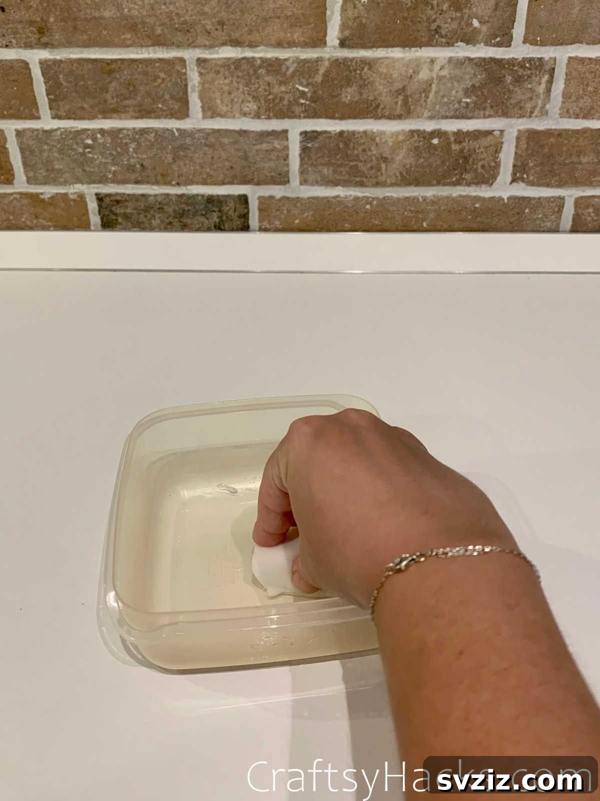 21 Ingenious Magic Eraser Solutions 8 Clean food stains from plastic containers