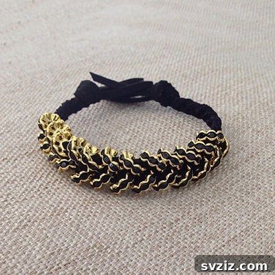 40 Chic & Simple DIYs for Teen Girls 8 DIY Braided Bracelet