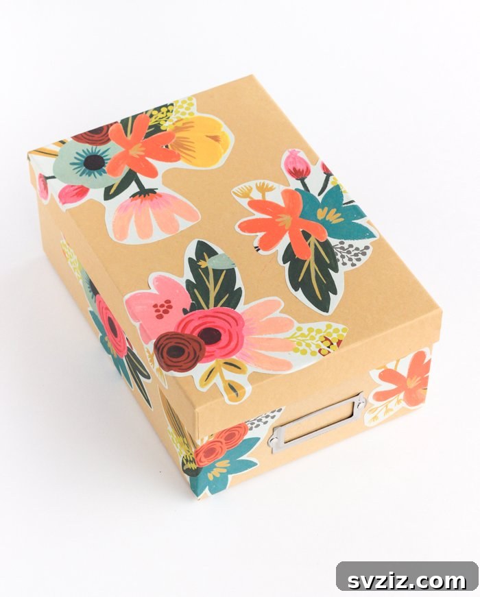 40 Chic & Simple DIYs for Teen Girls 10 DIY Storage Box