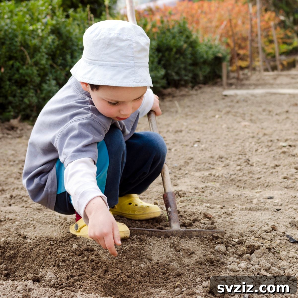 Little Explorers: 41 Outdoor Play Ideas for Preschoolers 22 Nature alphabet and number line created with natural objects on the ground