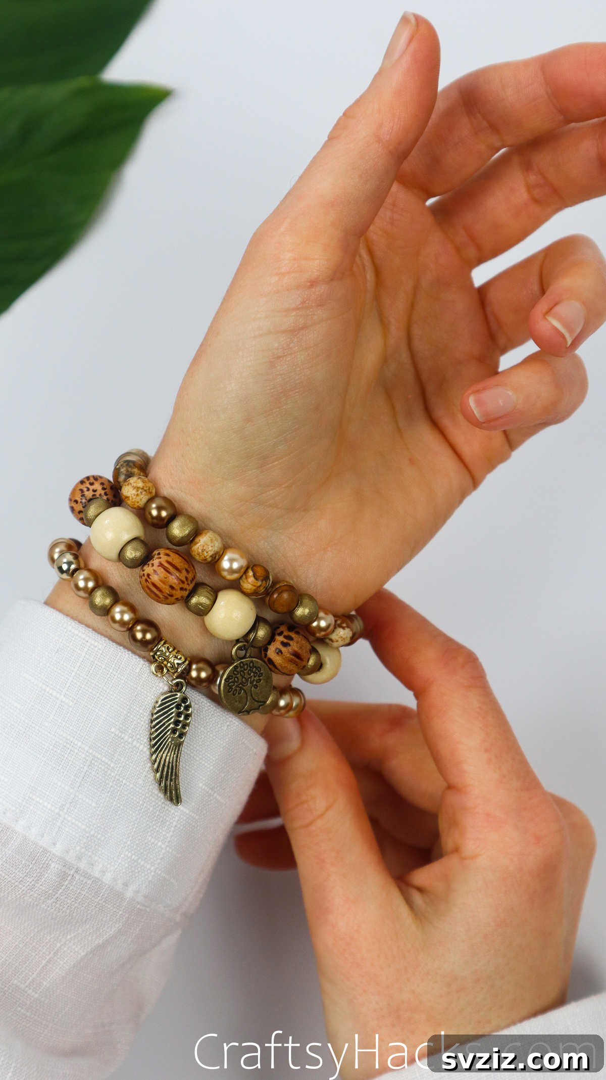 Craft Your Own Stylish Beaded Bracelets 2 DIY beaded bracelets