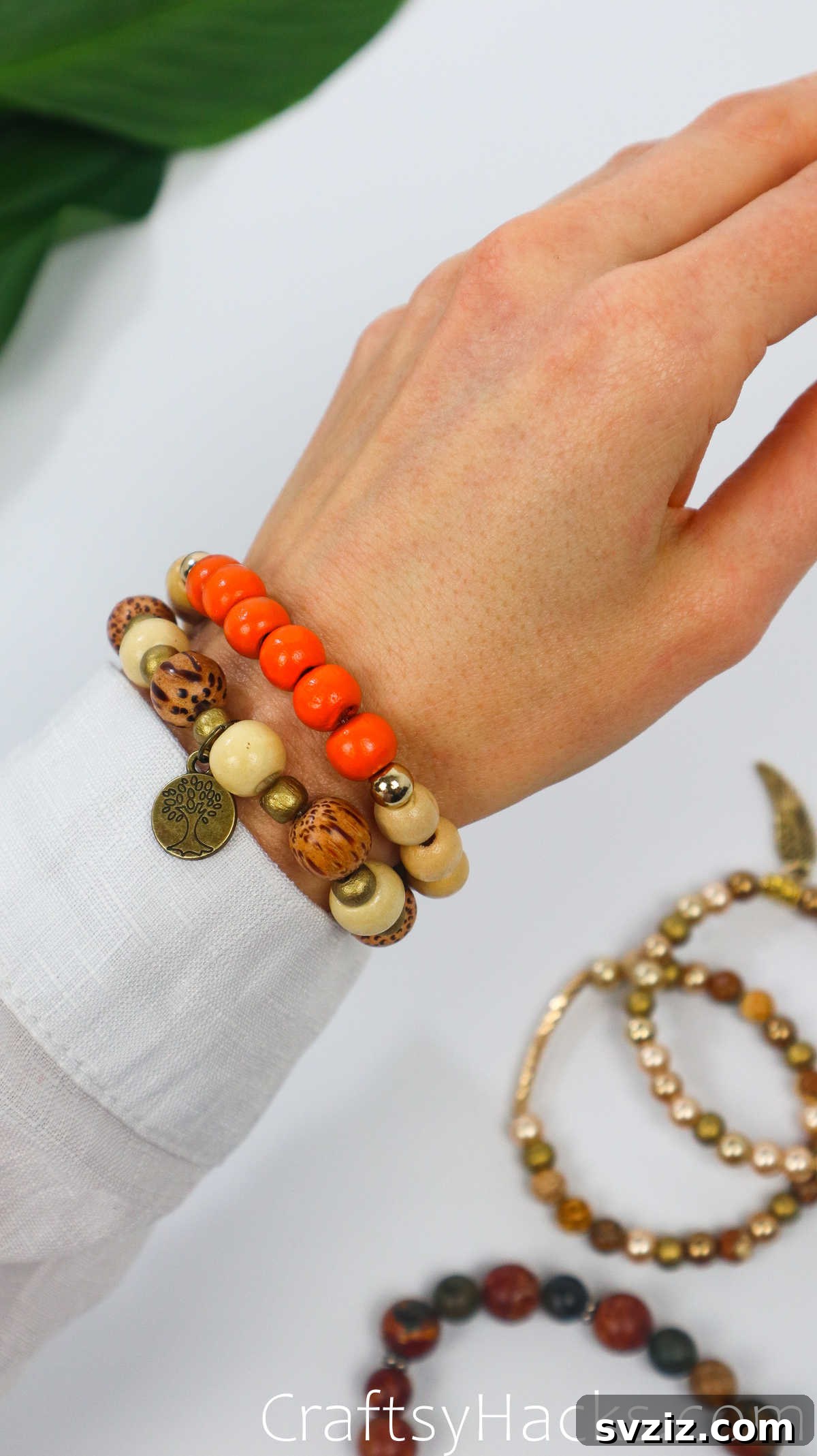 Craft Your Own Stylish Beaded Bracelets 33 DIY beaded bracelets